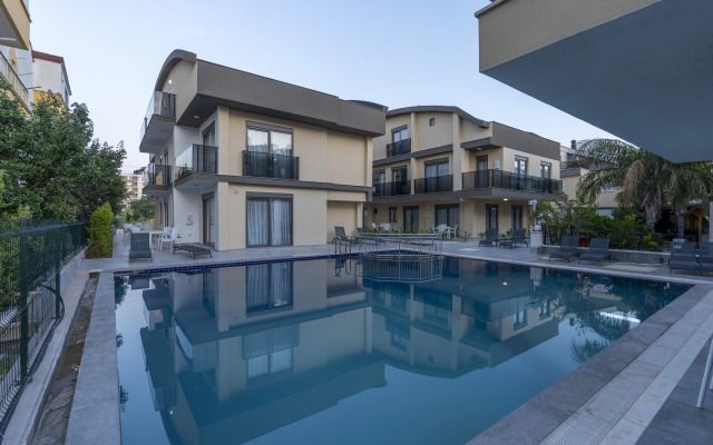Lara Beach Homes