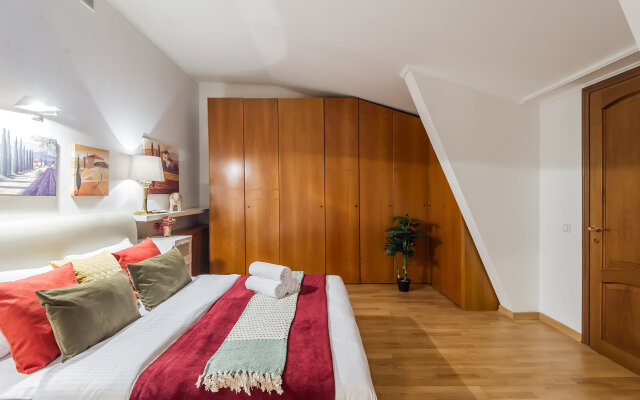 Квартира GM Apartments Двухэтажные с видом на Тверскую