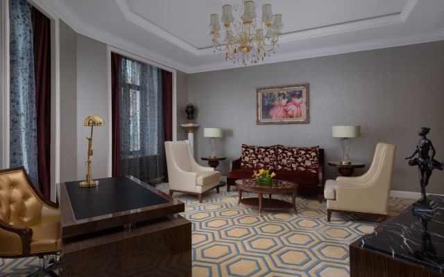 Отель The St. Regis Moscow Nikolskaya