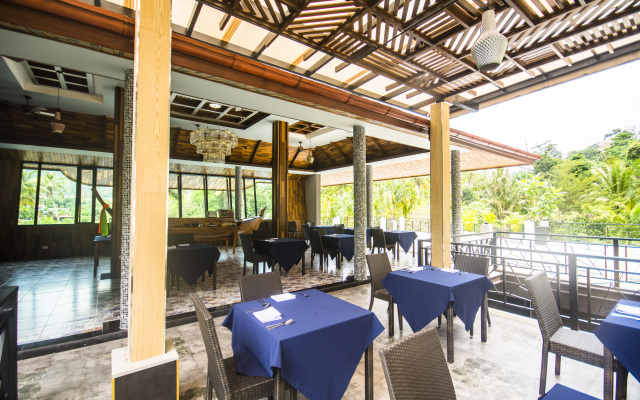 The Scene Cliff View Villas Hotel