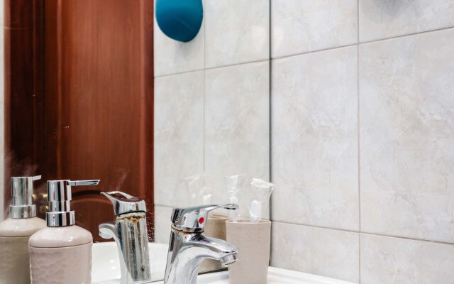 Апартаменты Жуковского 1/2/10 с2 (301)