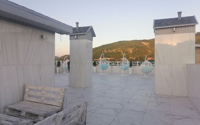 Moreon Hotel
