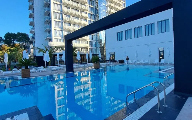 Hotel Izumrud