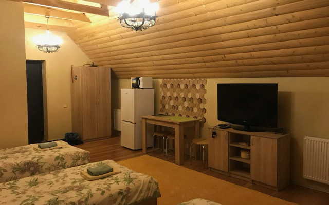 Domik na Baltiyskoy kose Flat