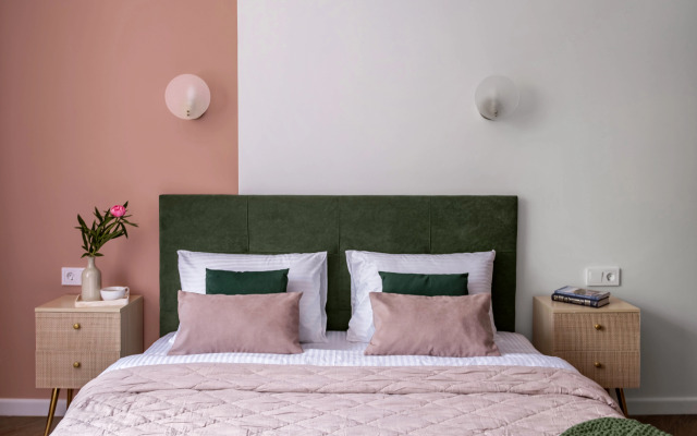 Studiya Olive U Ozera Flat