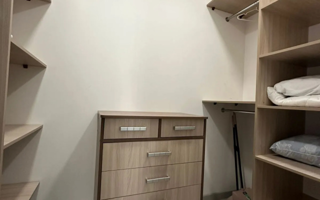 Апартаменты с кроватью 180 см, ванной и панорамными окнами, 16 этаж