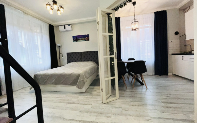 App Van Apartments