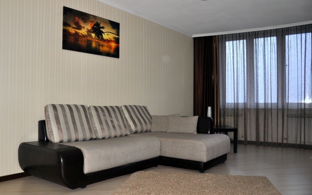 Na Prospekte Lenina 112b Apartments