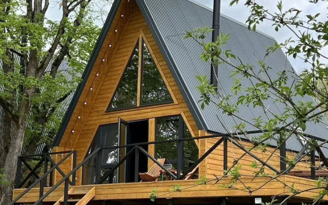 Частный дом Пещера