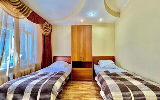 Частный дом в переулке Буачидзе 2