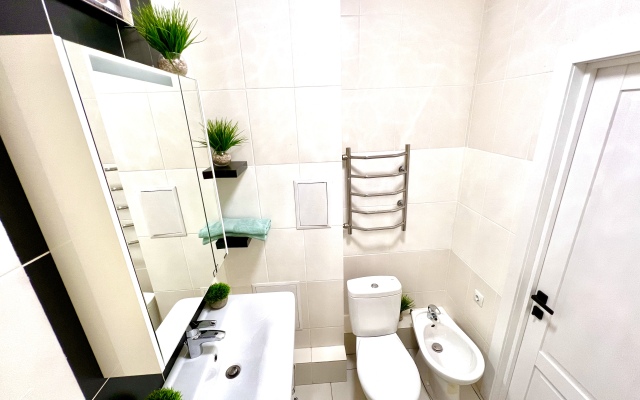 Uyutnaya Kvartira Na Ul.nikitinskaya 30 Flat