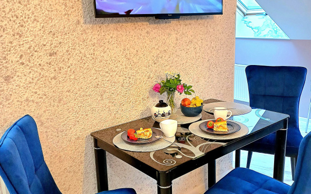 Апартаменты Уютная студия в шаге от пляжа