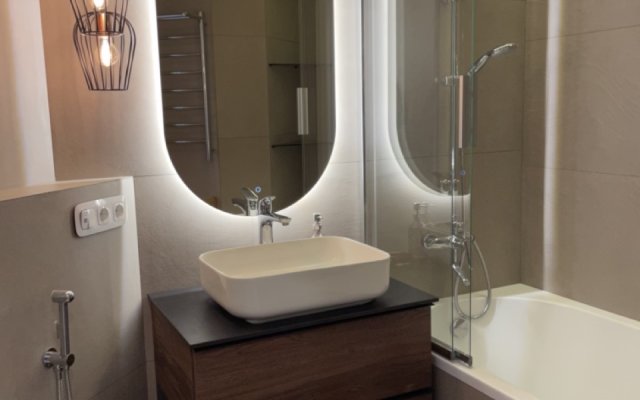 S neveroyatnym vidom na more i zakaty Apartments