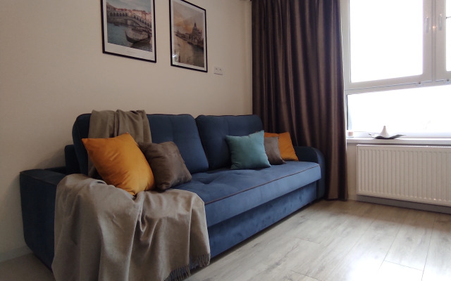 Uyutnaya studiya ryadom s parkom Apartments