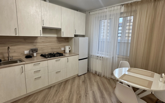 V Tihom Rayone Goroda Flat