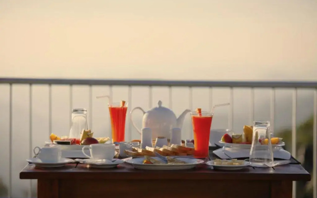 Onrock Hotel
