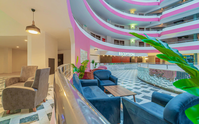 Pyxis Point Hotel - All Inclusive