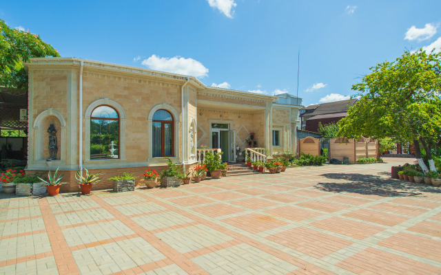 Alternativa Hotel