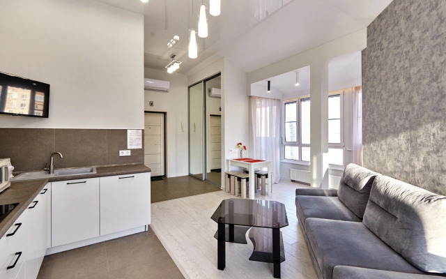 Квартира Большая Студия Люкс в Фестивальном Районе