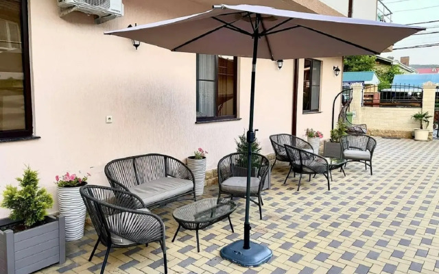 Ellada Guest House