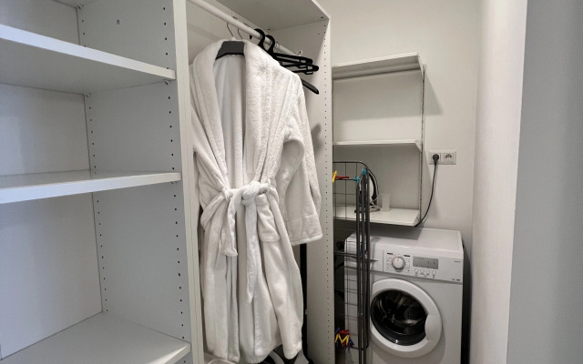 Апартаменты Олива с зоной патио и отдельной спальней