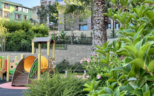 V Rayone Primorye Apartments