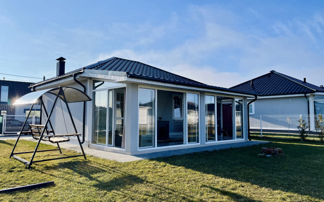 Castnyj Dom Sokolniki Village Home na poberez'e s sikarnym plazem