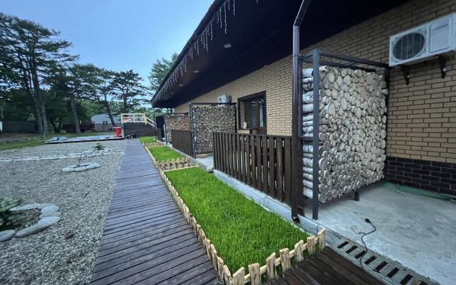 Cousteau Kusto Mini Hotel