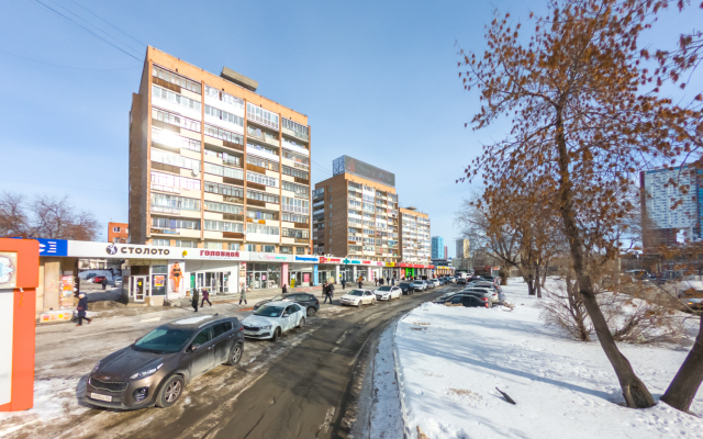S Balkonom Na Chelyuskintsev 21 Apartments