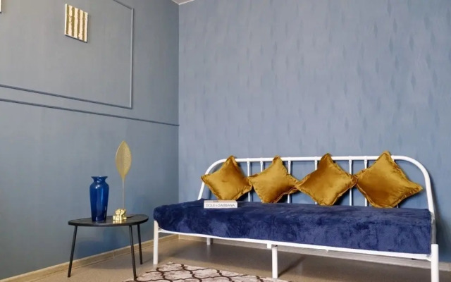 AppartDeLuxe na Ulitse Petra Podzolkova 21 Flat