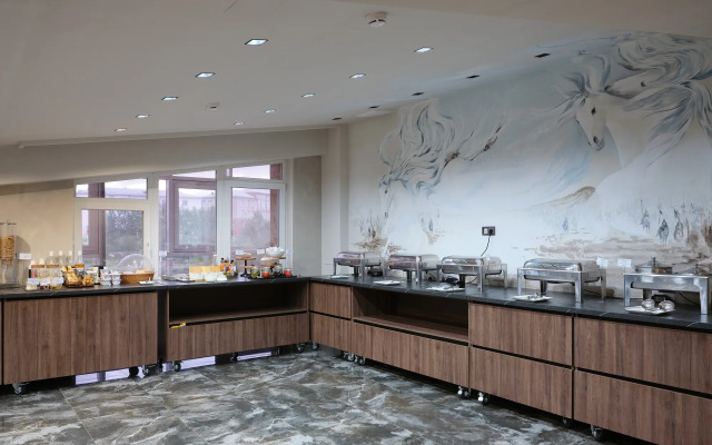 Chingishan Hotel