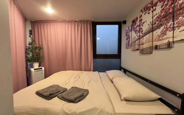 Dvukhurovnevye U Morya Apartments