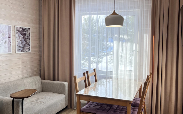 Частный дом у реки 2