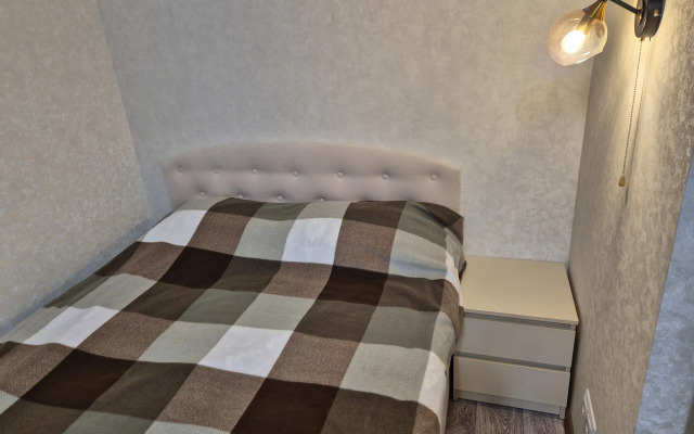 Uyutnaya v Udobnoy Lokatsii Flat