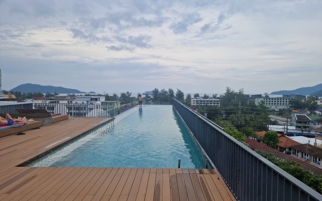 The Deck Patong Apartments