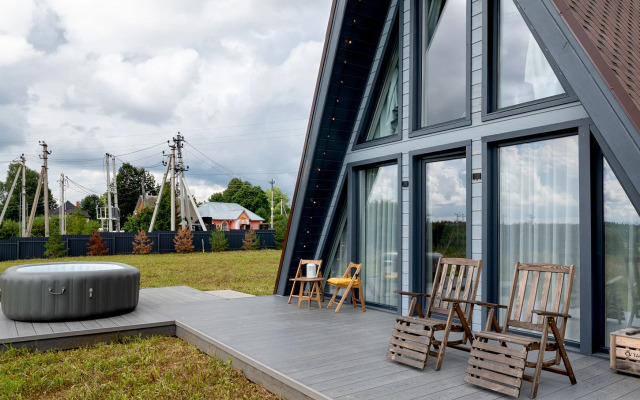 Частный дом С сауной у реки и леса