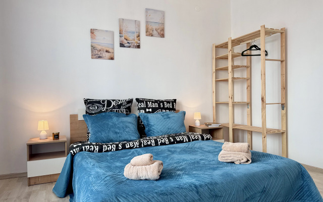Na Ulitse Kashtanovaya Alleya 169 Flat