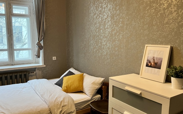 Меблированные Комнаты в Доме Булгакова (2)