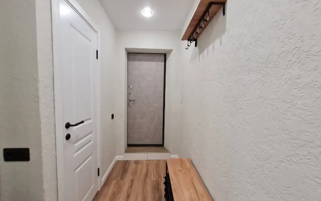 Royal Flat