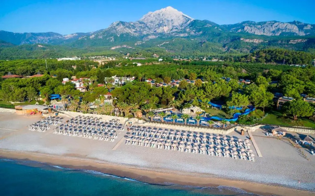 Pirate's Beach Club - Ultra All Inclusive
