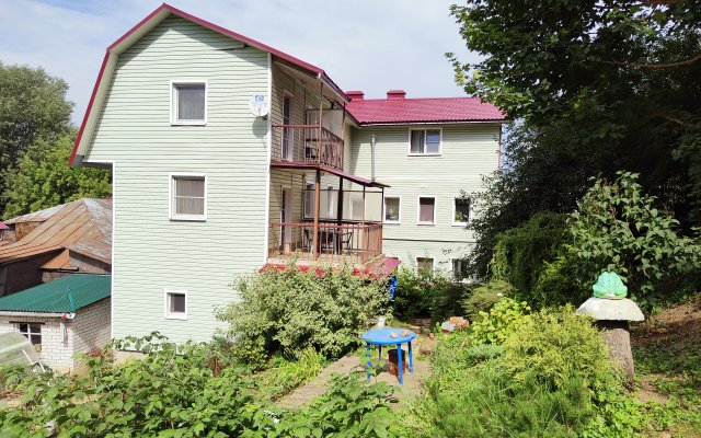 Na Grazhdanskoy Apartments