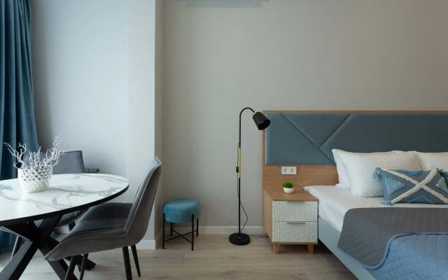 Oblako nad Volnami - Stilnaya Studiya u Morya v Sochi (Ashe) Apartments