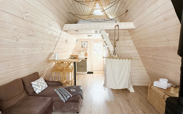 Deep Lake Guest House