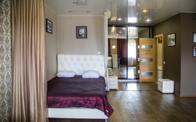 Lyuks u Planety Apartments
