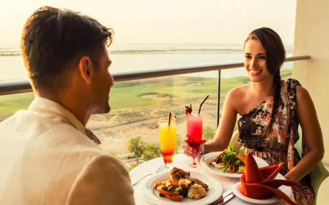 Crowne Plaza Abu Dhabi Yas Island by IHG