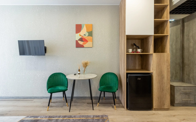 V Elitnom Zhilom Komplekse Rezident s Panoramnymi Oknami Apartments