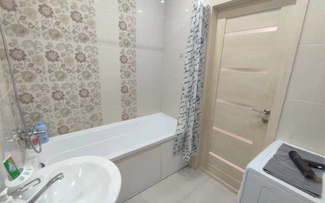 Na Ulitse Botanicheskaya Flat