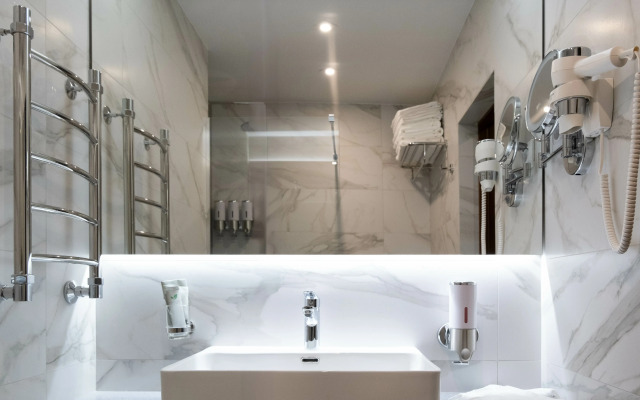 Nuur Hotel
