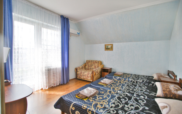 Aprelsky Guest House