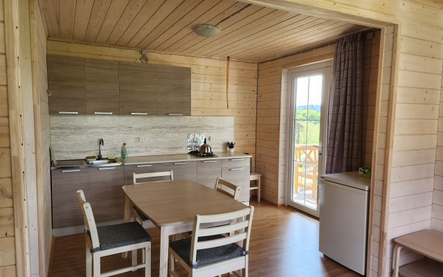 Domik Na Ozere Guest house